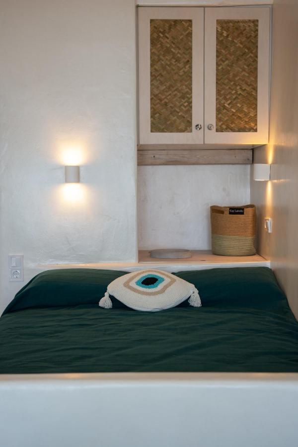 Apartment Turquoise Boathouse In I *